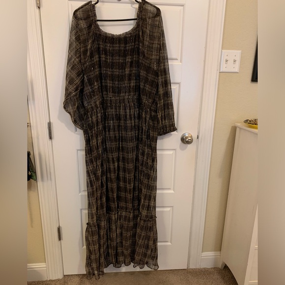 1X shimmery sparkly holiday dress plus size - Picture 11 of 14